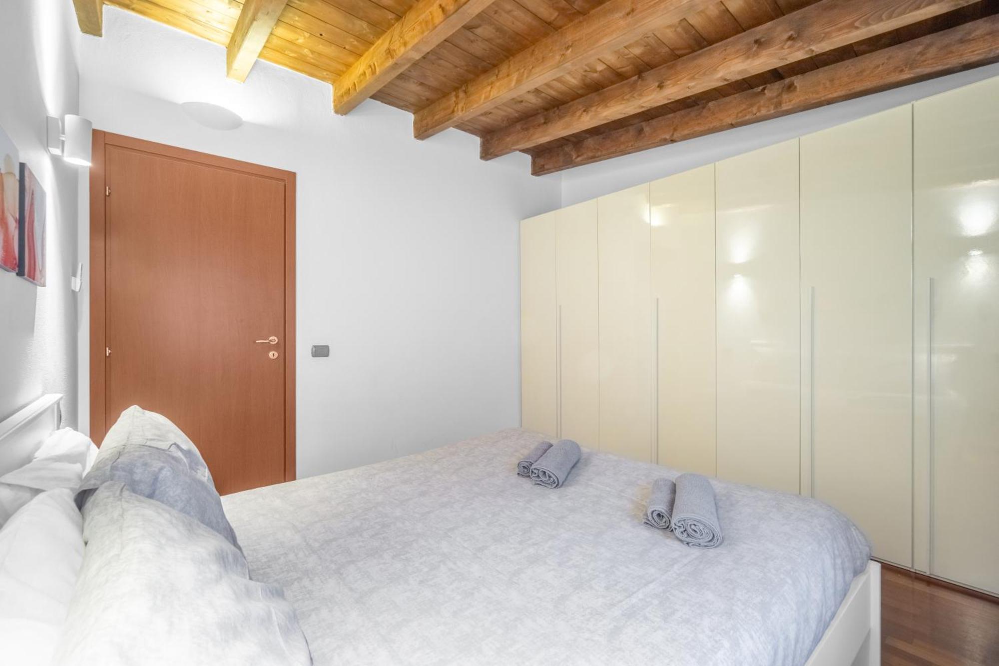 Tar5 -20 Minutes From Duomo- Design-elegant Appartamento *